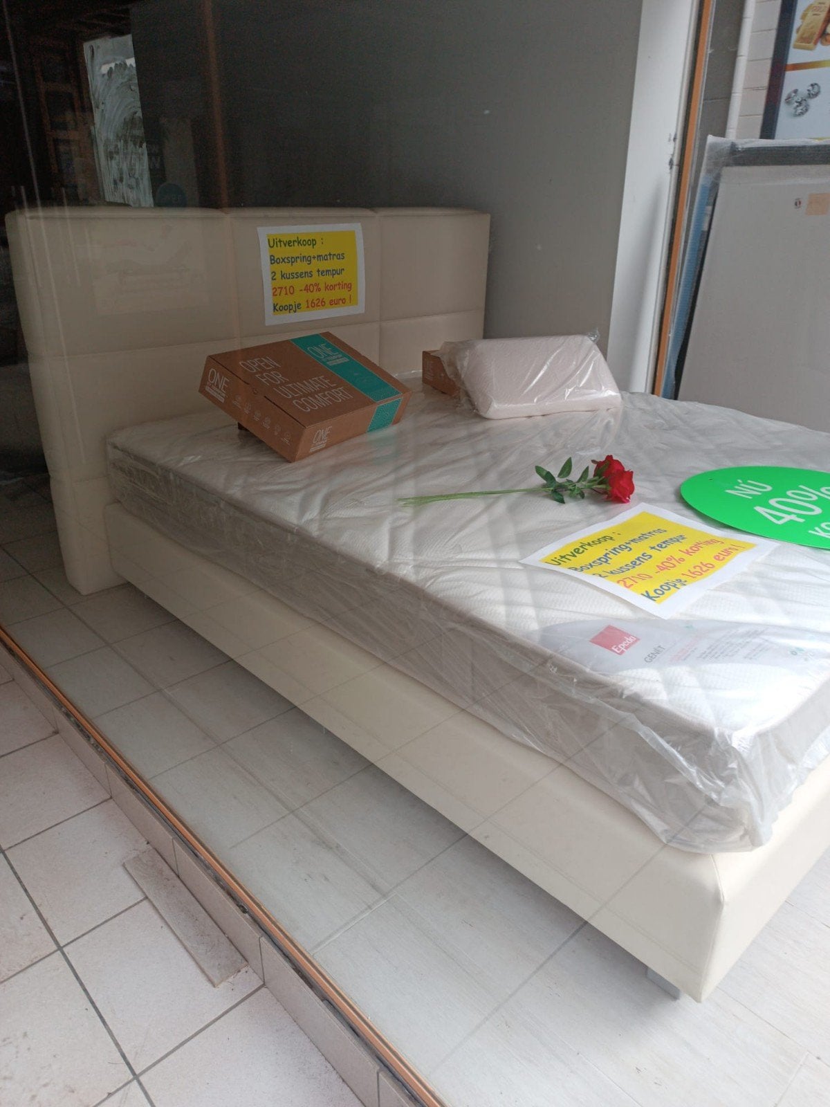 Uitverkoop luxe boxspring epeda matras 160/200, Ophalen