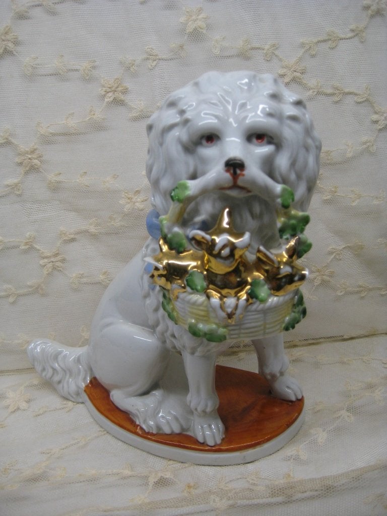 ANTIEKE HOND VICTORIAANS  1, Antiek en Kunst, Ophalen of Verzenden