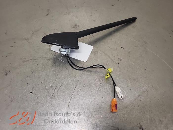 GPS Antenne van een Opel Vivaro, Gebruikt, -, -, Opel