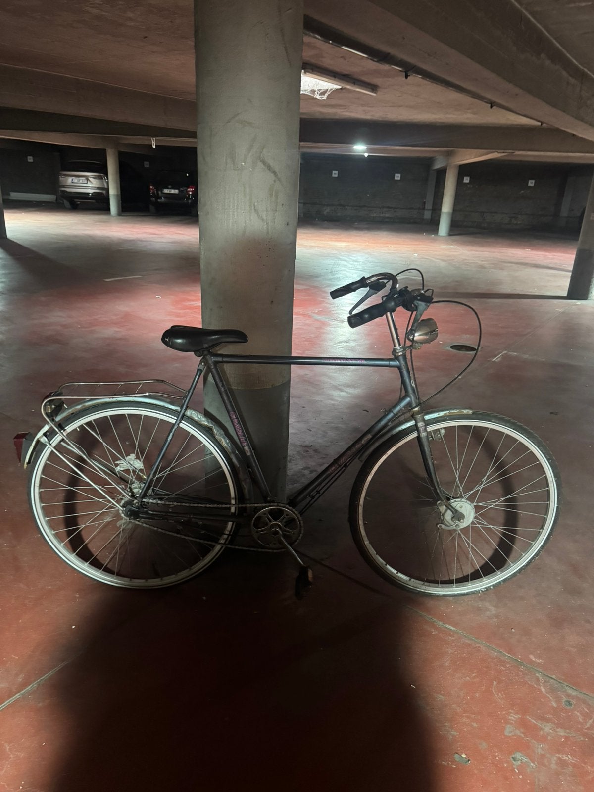 Vélo 28 pouces fonctionne bien trois plateaux, Enlèvement ou Envoi, Comme neuf
