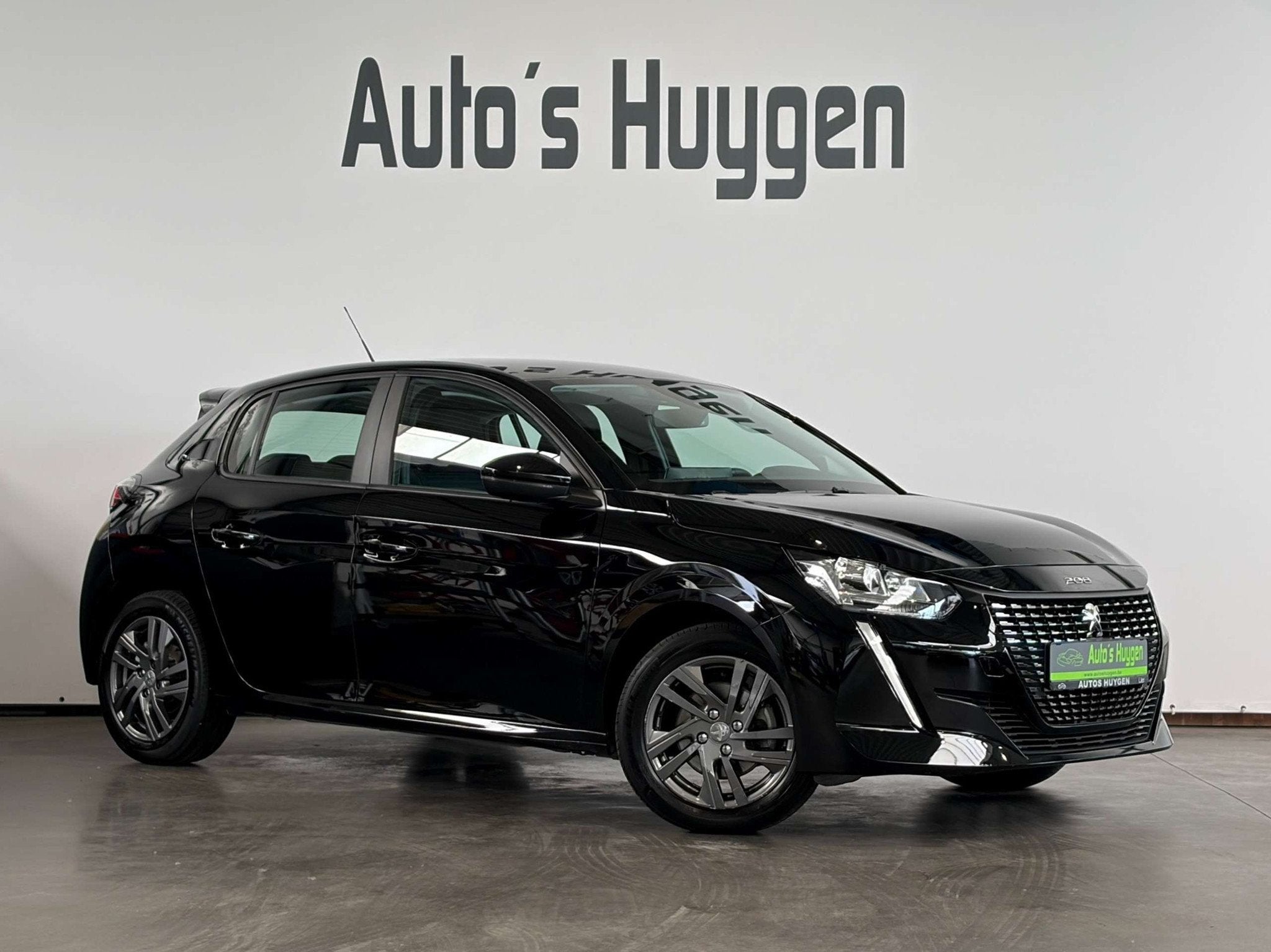 Peugeot 208 1.2i PureTech Active Pack (bj 2022, automaat), Auto's, Automaat, Stof, Gebruikt, 1199 cc