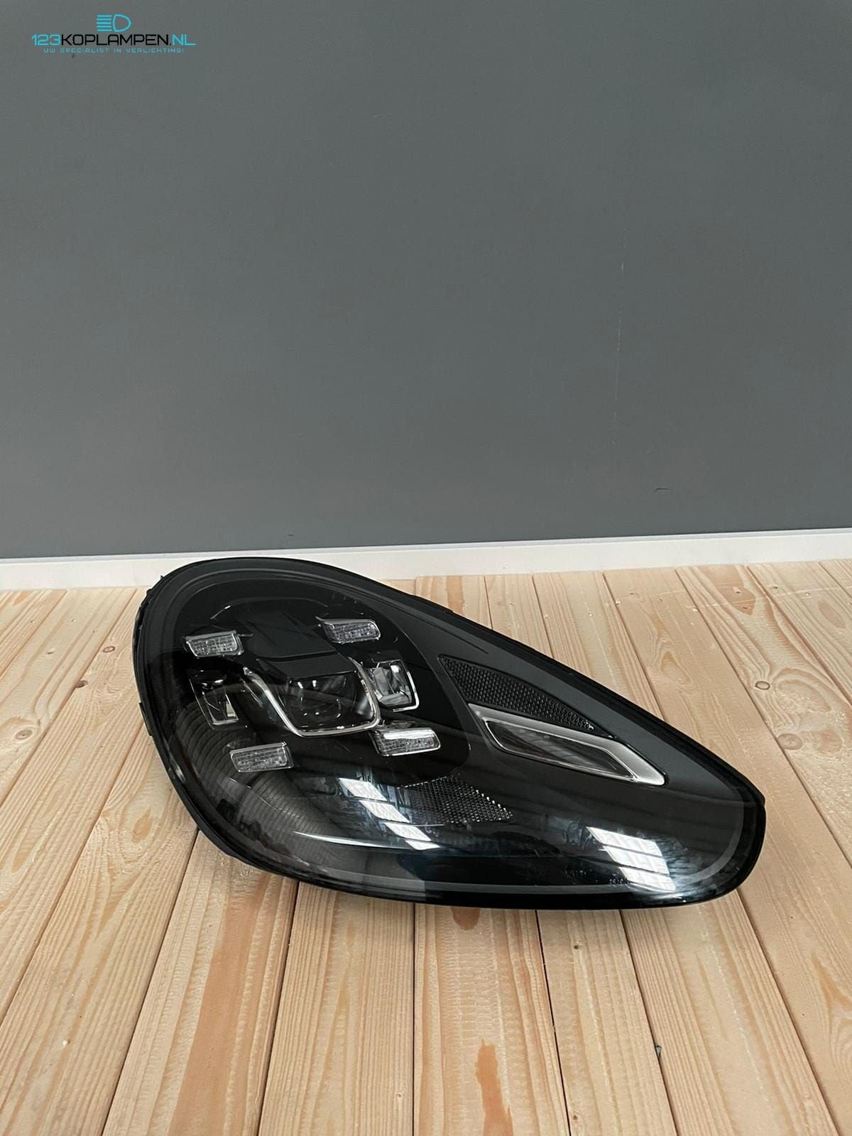 Porsche Cayenne 7P facelift Full LED koplamp rechts kompleet, Gebruikt, -, -, Ophalen of Verzenden