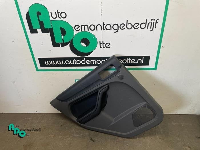 Revêtement portière 4portes arrière gauche d'un Ford Focu, -, 3 mois de garantie, -, -
