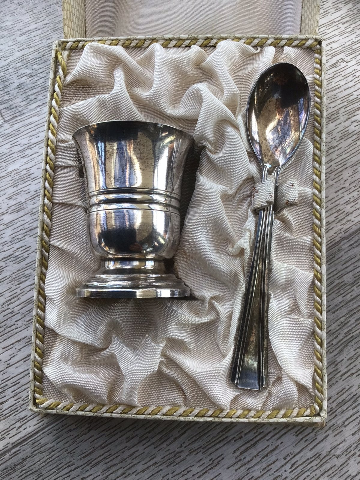 Cadeau de naissance vintage en métal argenté, Antiquités & Art, Enlèvement ou Envoi