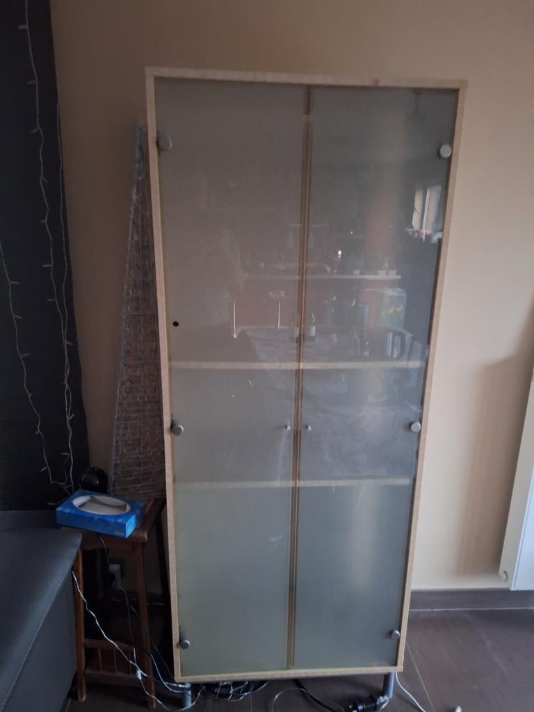Armoire à enlever sur Ecaussinnes, 25 à 50 cm, Utilisé, 50 à 100 cm, Avec tablette(s)