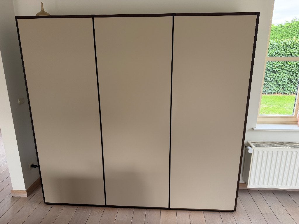 Design kast, Poliform, Huis en Inrichting, Ophalen, Met deur(en), Zo goed als nieuw, Eikenhout