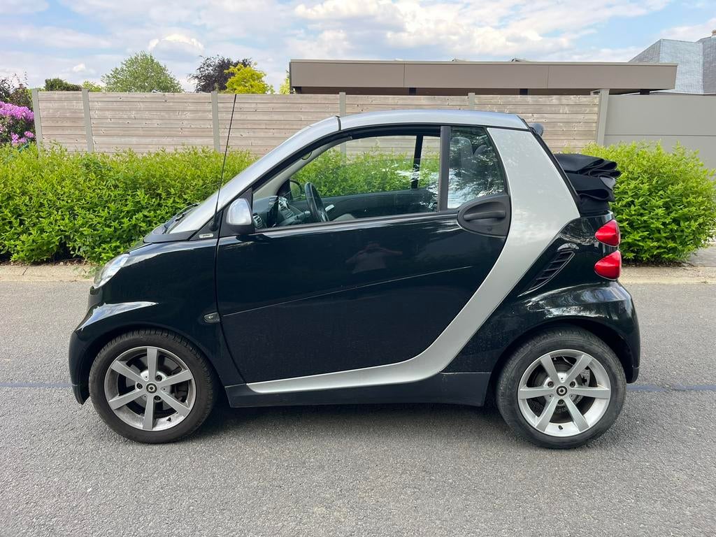 Smart fortwo cabriolet 0.8 cdi 133000 km 06/2010 euro5, Autos, Euro 5, Achat, Entretenue par le concessionnaire, Diesel