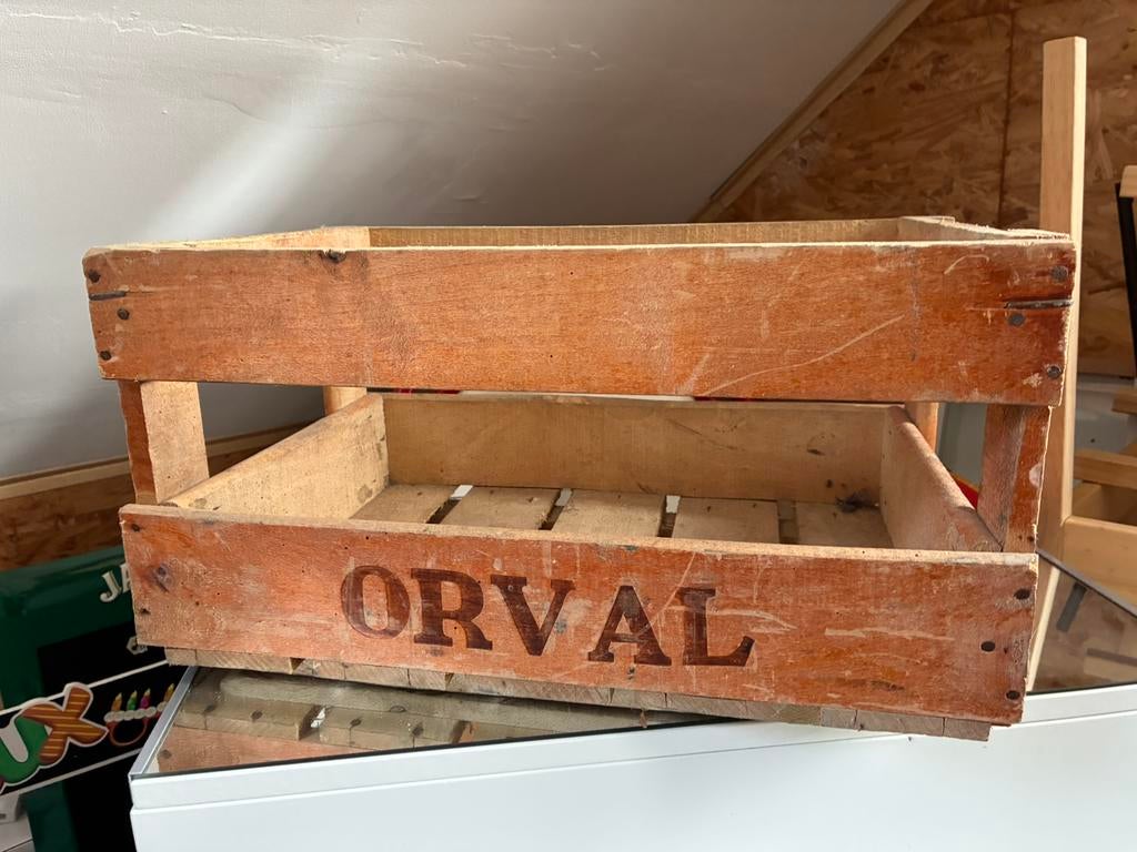 Casier Orval orange, Enlèvement, Comme neuf