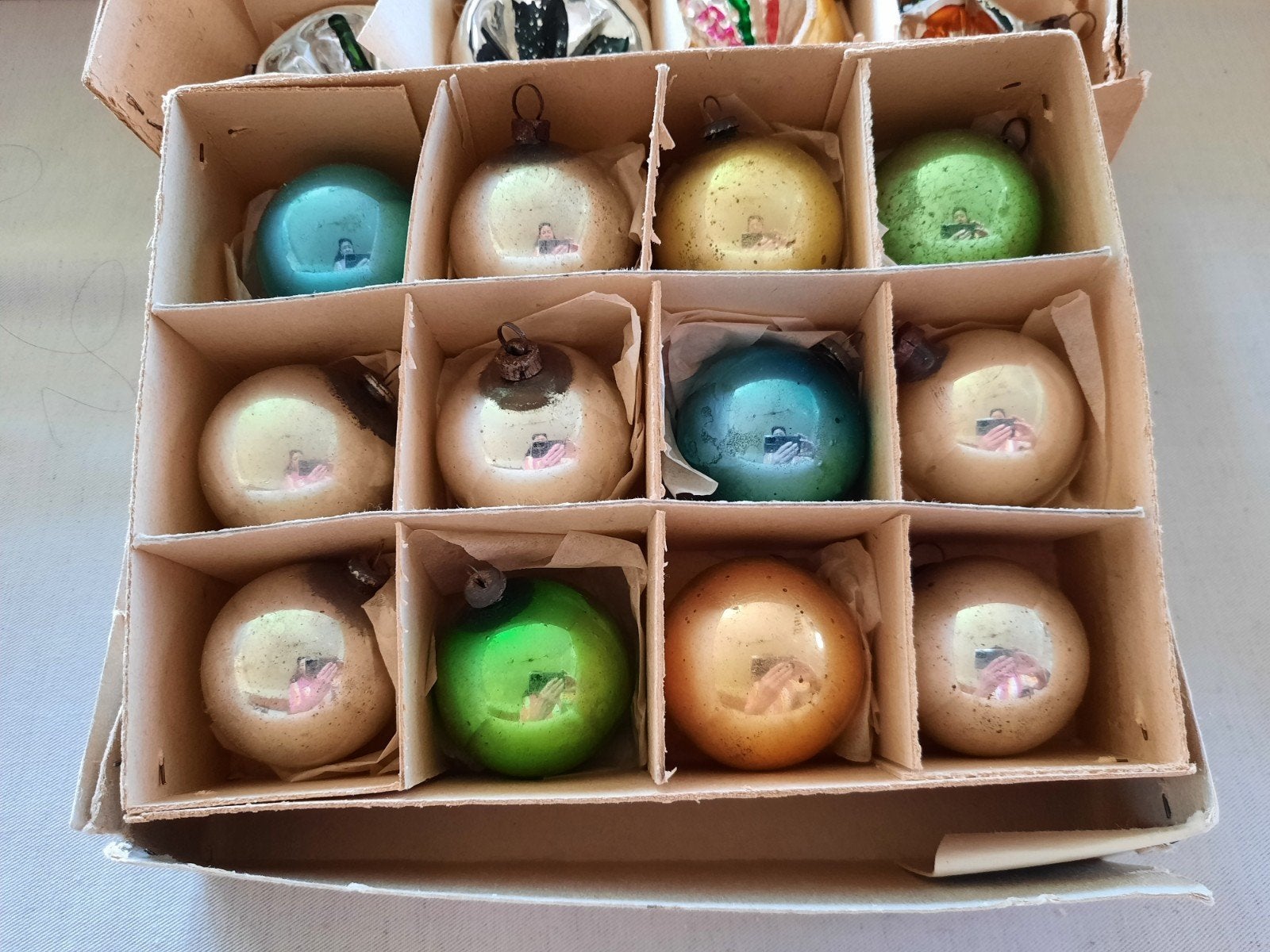 Oude kleine featerthree kerstballetjes., Ophalen of Verzenden