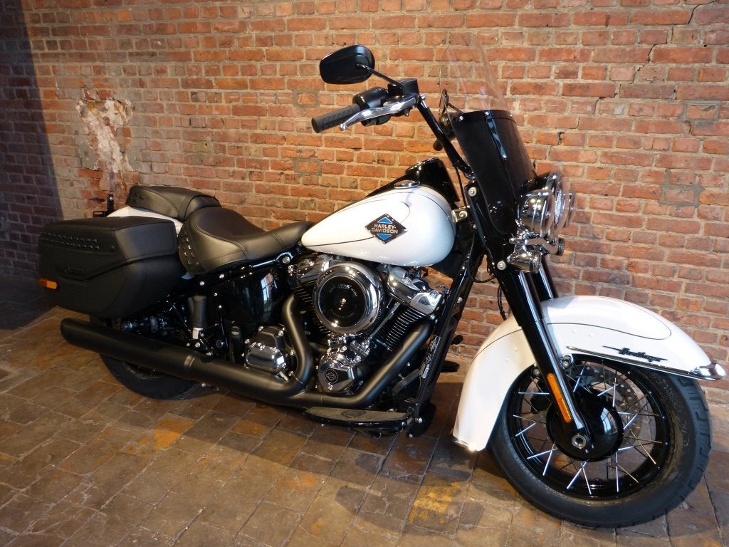 Harley-Davidson SOFTAIL Heritage Classic, Plus de 35 kW, Info@freedom-machines.be, 1917 cm³, Autre