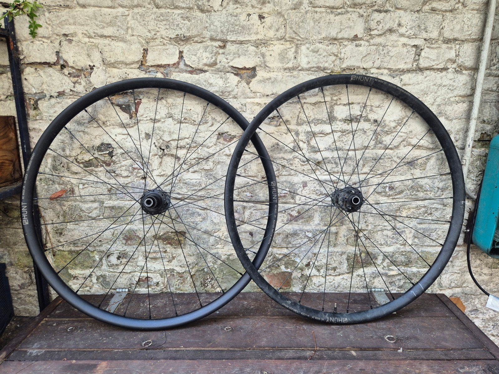 Roues VTT 29 hunt xc wide 25 boost, Fietsen en Brommers, Fietsonderdelen, Gebruikt, Wiel, Aluminium, Mountainbike, Ophalen