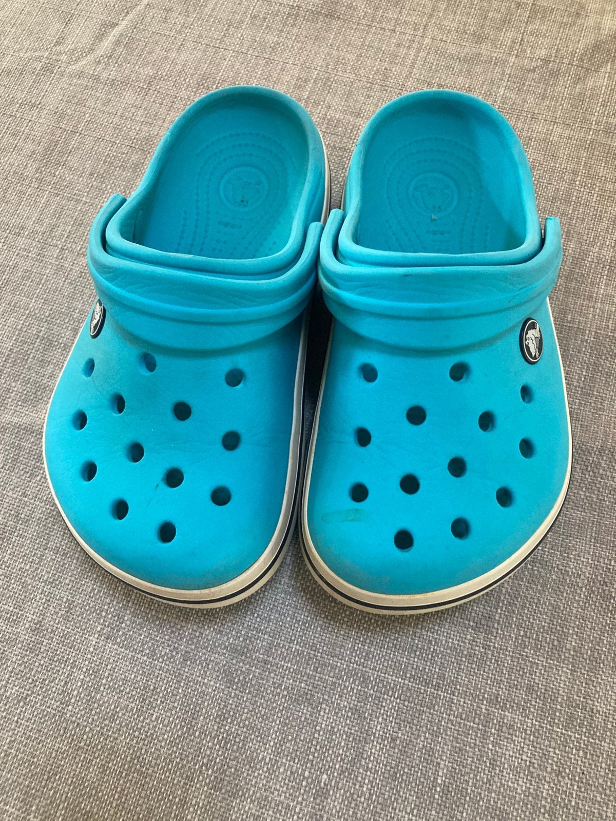 CROCS 32-33, Garçon ou Fille, Enlèvement, Utilisé, Autres types