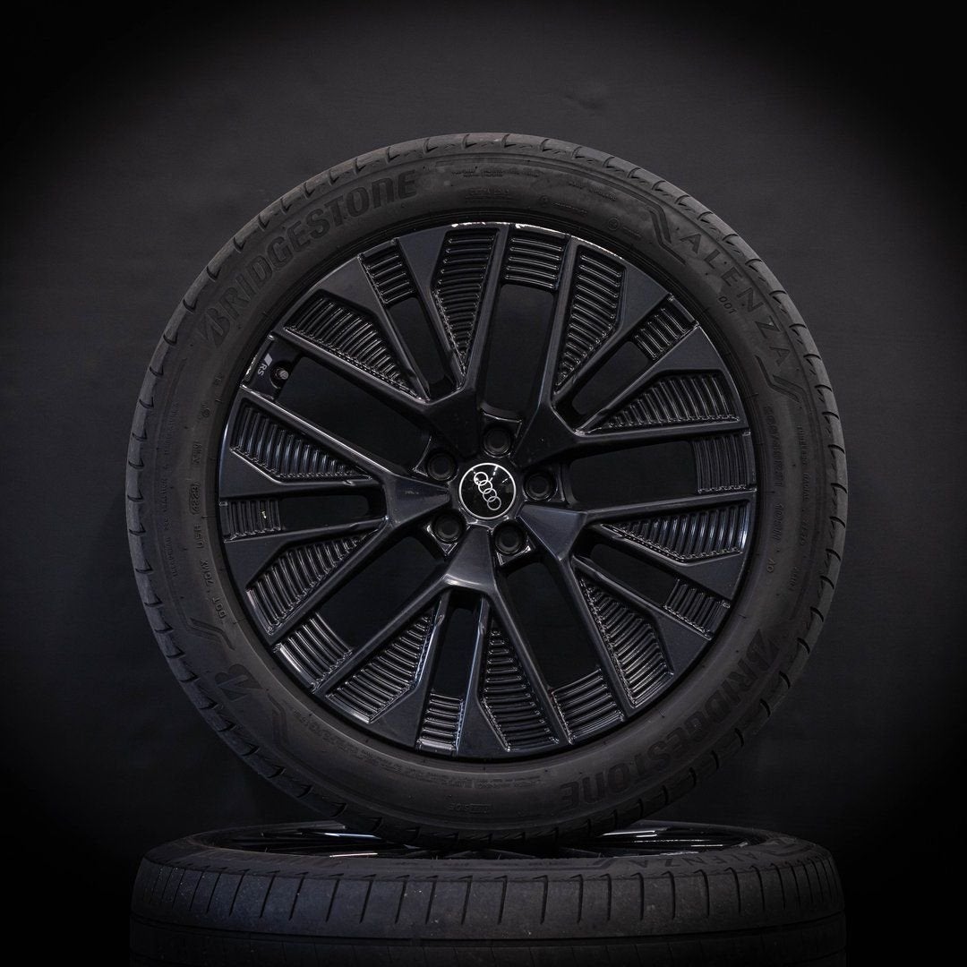 21 inch velgen Audi Q8 E tron Zomerbanden 265/45/21 Bridgest, Auto-onderdelen, Gebruikt, -, 265 mm, -