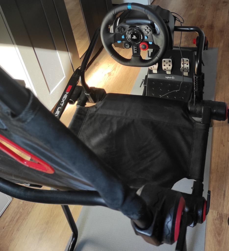 Logitech G29 stuur + pedalen +Next Level Racing, Enlèvement, Utilisé