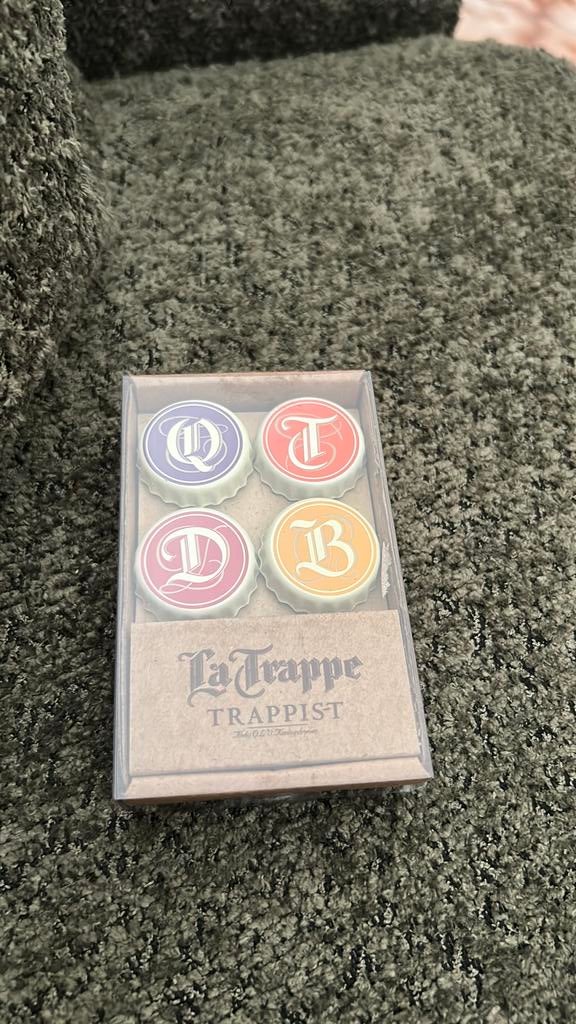 Magneten La Trappe, Diversen, Ophalen, Zo goed als nieuw