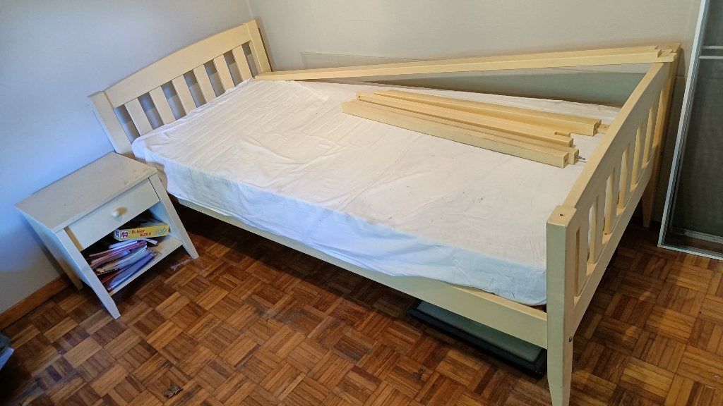 Gratis 1 pers bed, Ophalen, Gebruikt