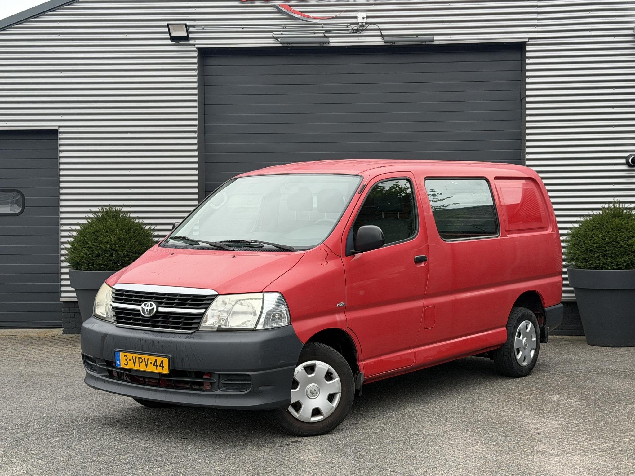 Toyota HiAce 2.5 D-4D KWB, Auto's, Gebruikt, Bedrijf, 5 deurs, Toyota