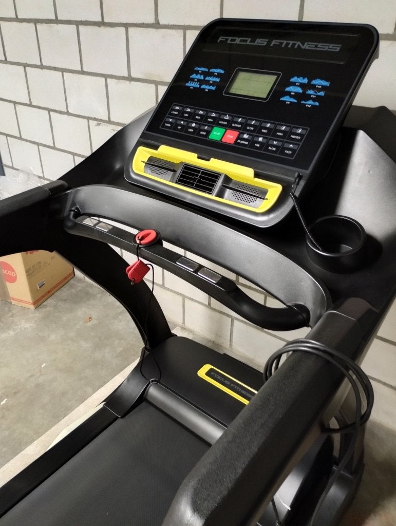 Prachtige professionele loopband focus Fitness senator iplus, Sport en Fitness, Ophalen, Nieuw, Benen, Loopband