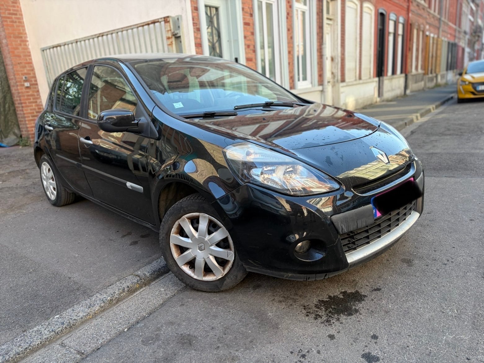 Renault clio 3 1.2 16v moteur 33000km, Autos, Euro 5, Achat, Boîte manuelle, Noir