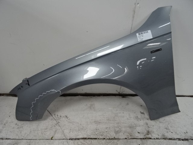 AILE AVANT GAUCHE Audi A4 Avant (B8) (01-2007/12-2015), Gauche, Garde-boue, Mevr. I. Hauben, Audi