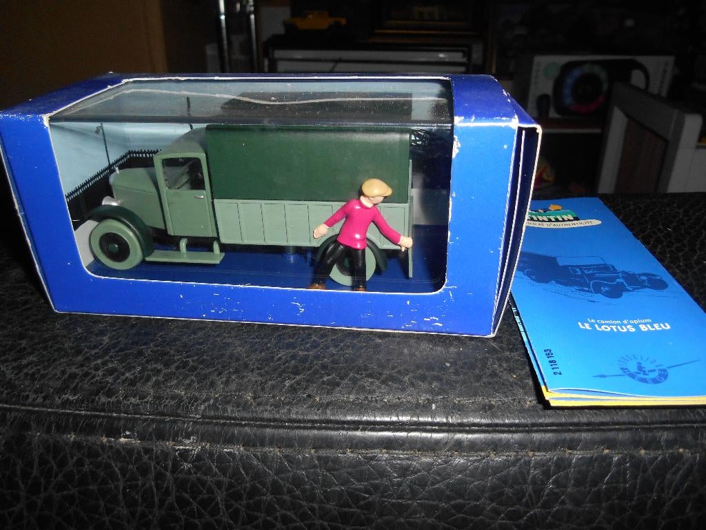 Voiture Tintin 53 avec certificat, Enlèvement ou Envoi, Tintin
