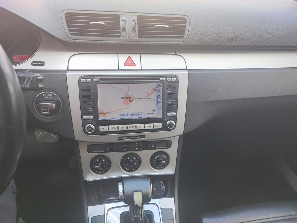 VW navigatie RNS MFD2 gps dvd cd passat golf5 touran sharan, Ophalen of Verzenden, Gebruikt