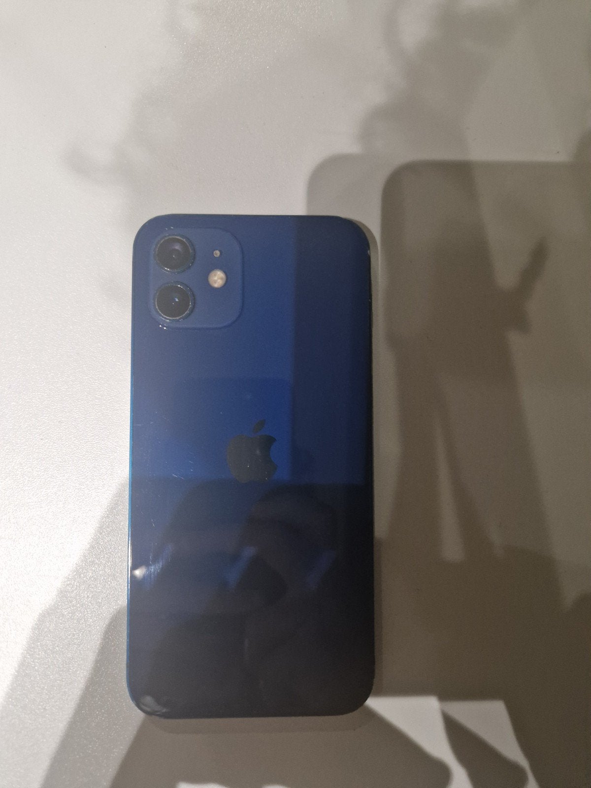Iphone 12 64GB Navy blue, Télécoms, Comme neuf, Enlèvement, Sans simlock, Bleu