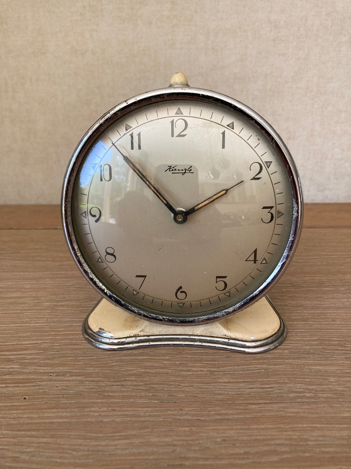 Vintage Kienzle wekker / tafelklok – Jaren 50, Retro, Ophalen of Verzenden, Gebruikt, Tafelklok