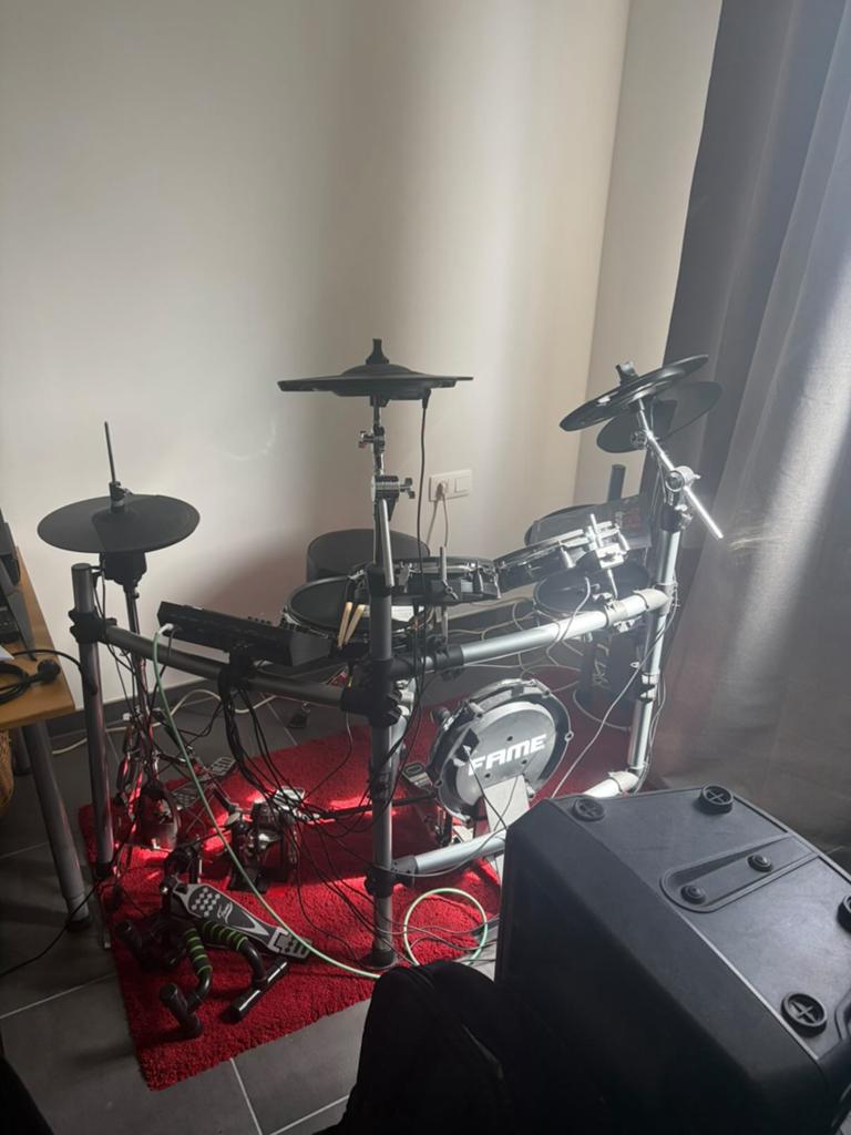 E drum MOET WEG, Muziek en Instrumenten, Drumstellen en Slagwerk, Ophalen, Nieuw