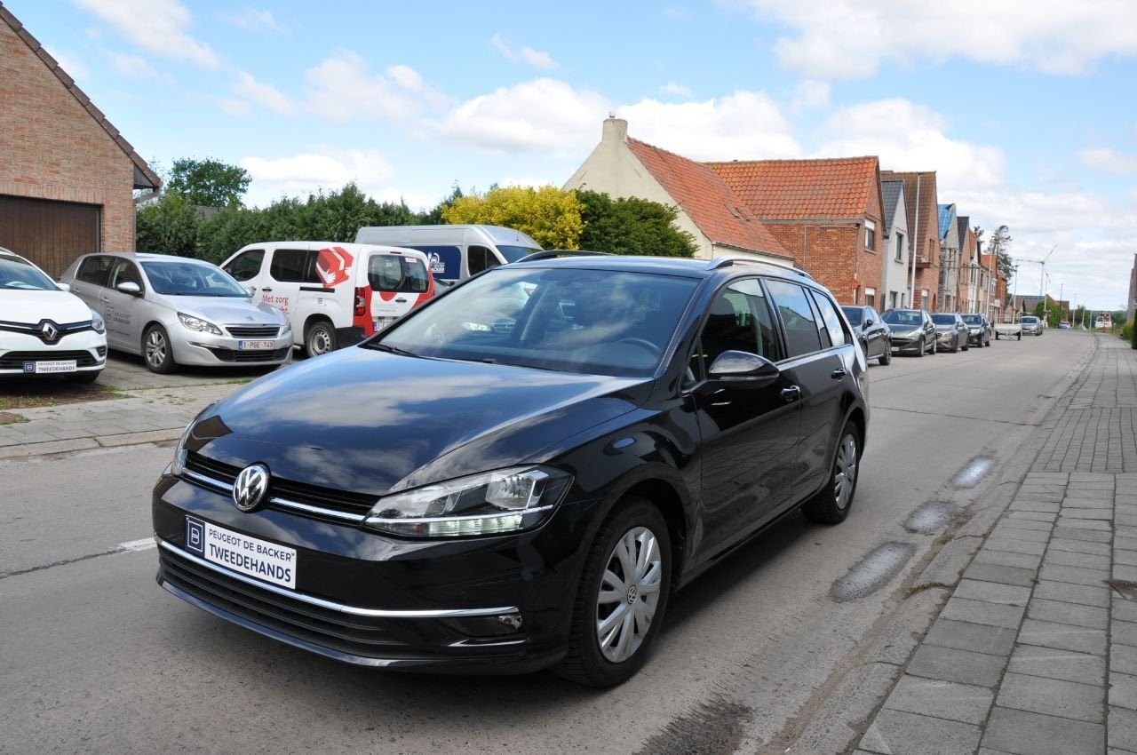 Volkswagen Golf Comfortline (bj 2018), Auto's, Voorwielaandrijving, Stof, Gebruikt, Zwart