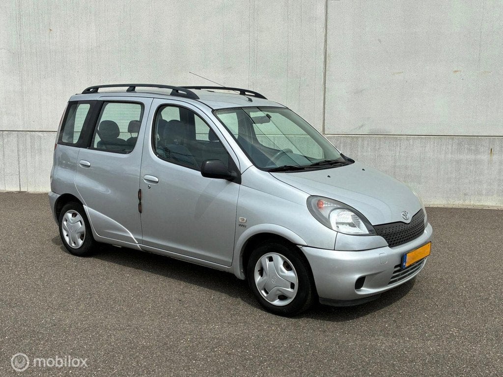 Toyota Yaris Verso 1.5-16V VVT-i Luna AIRCO, Auto's, Toyota, Te koop, Yaris Verso, ABS, Airbags, Alarm, Boordcomputer, Centrale vergrendeling