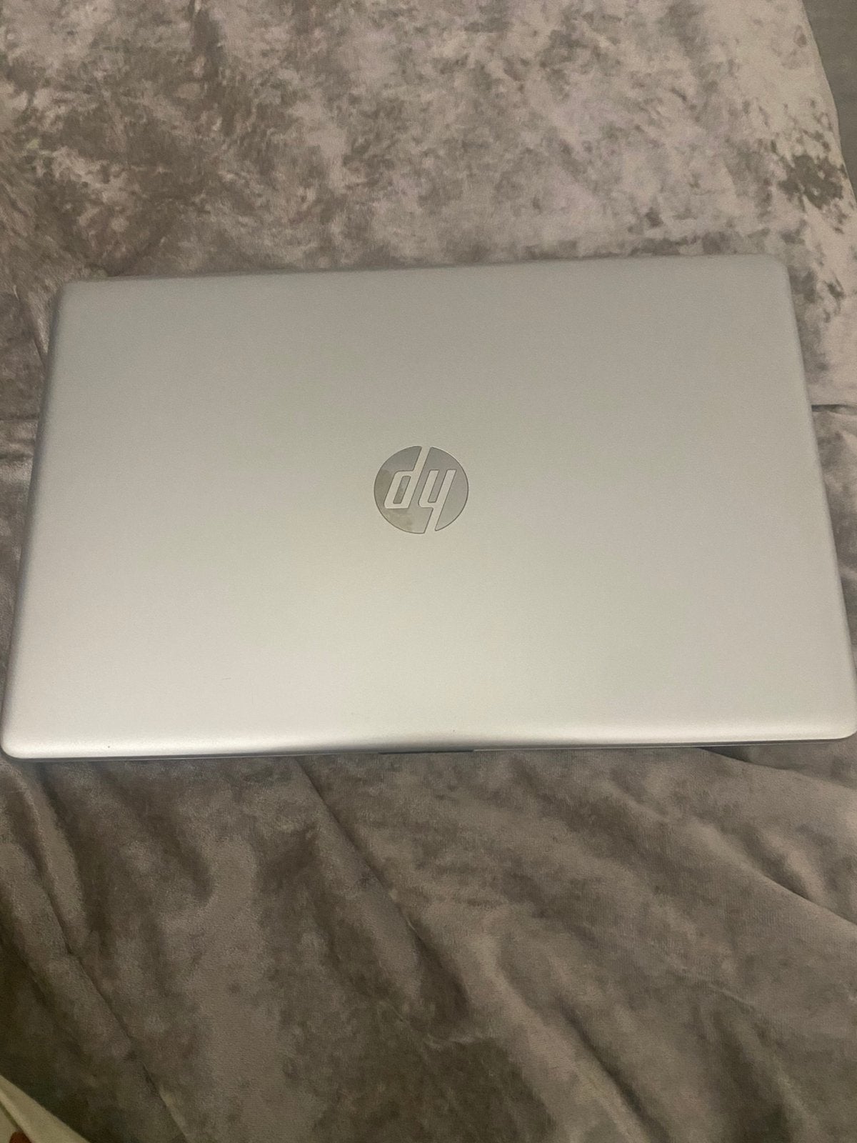 Hp laptop 1tb opslag, Computers en Software, Ophalen, Zo goed als nieuw
