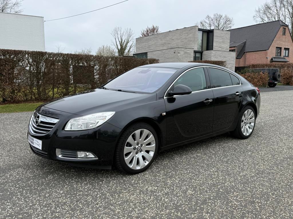Opel Insignia 1.8i, Voorwielaandrijving, Euro 5, Zwart, 4 cilinders