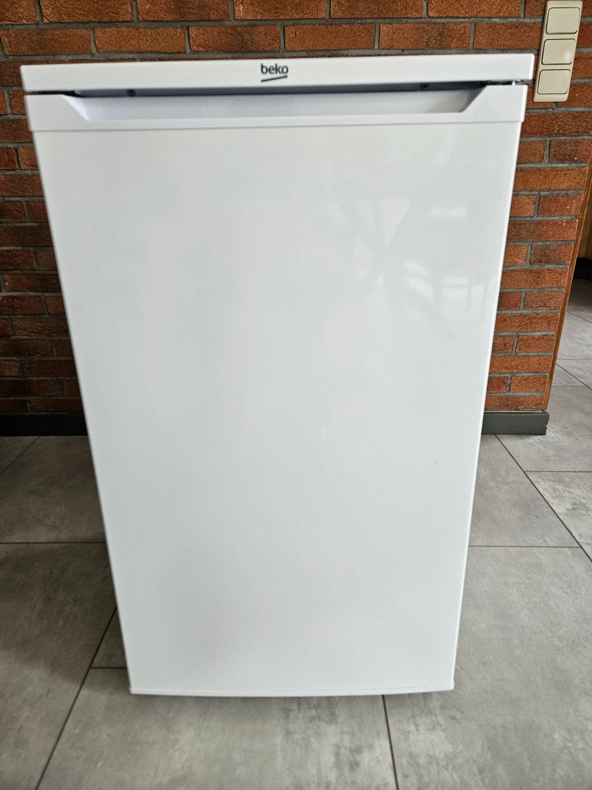 Congélateur Top Beko 65L en parfait état, Elektronische apparatuur, Vriezers en Diepvrieskisten, Vrieskast, Ophalen