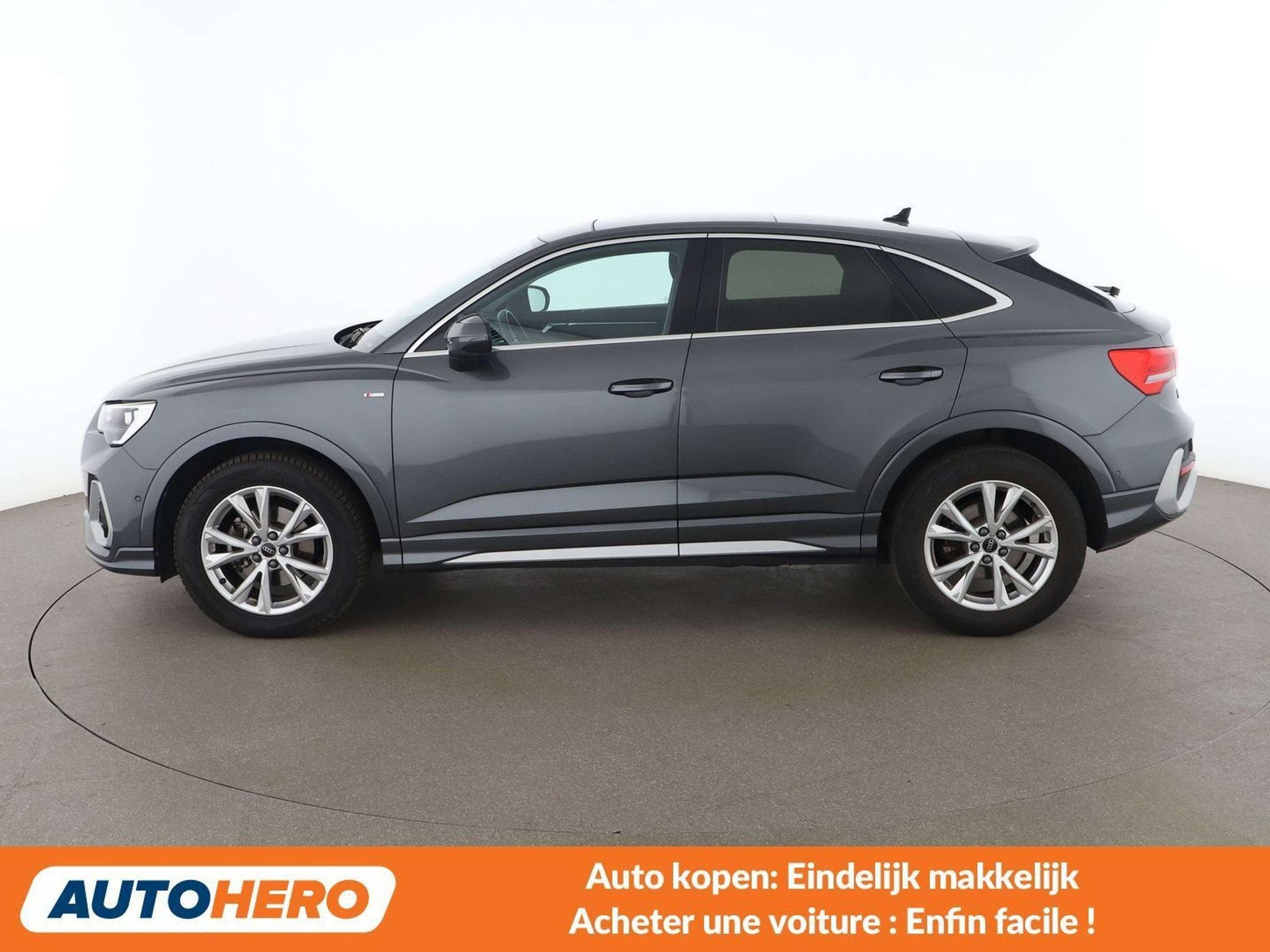 Audi Q3 35 TFSI S line (année de construction 2023), Cuir, Argent ou Gris, Achat, https://public.car-pass.be/vhr/08efb4d4-d8a4-4abb-b362-6288a45e05de