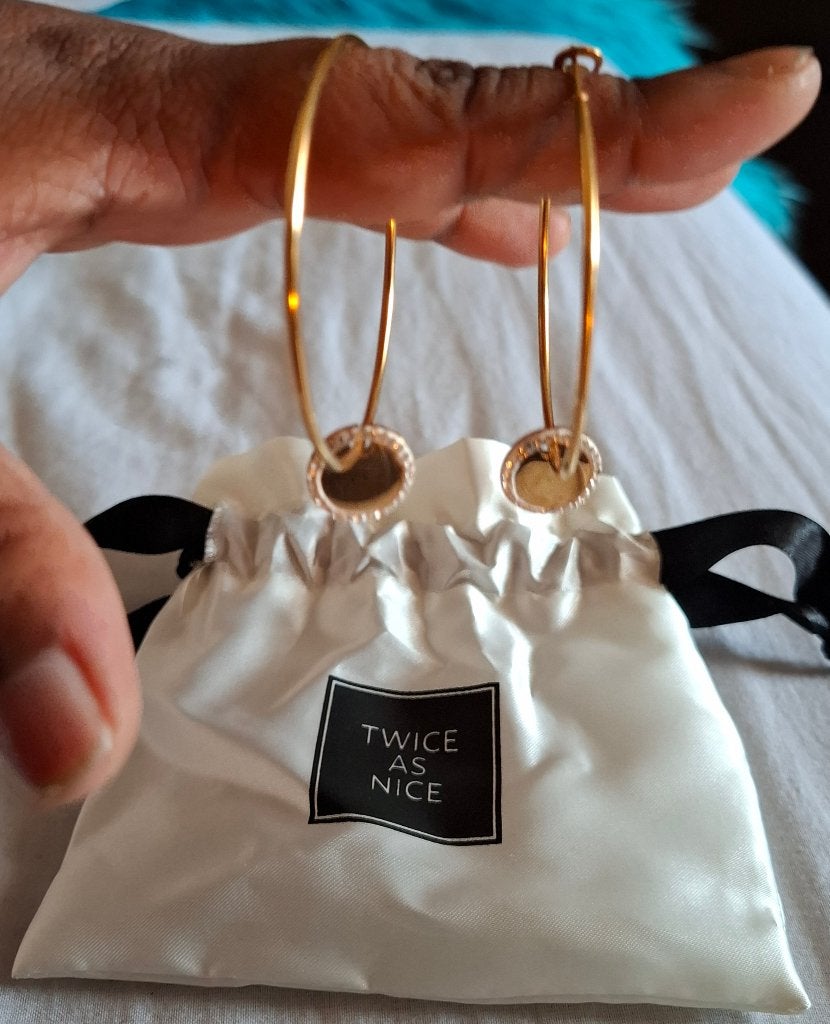 Deux fois plus belles boucles d'oreilles en or, Bijoux, Sacs & Beauté, Or, Comme neuf, Enlèvement, Avec strass