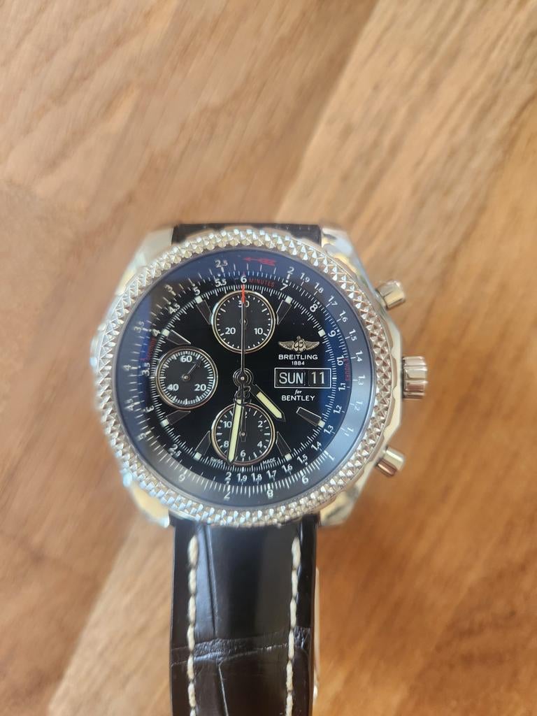 Breitling Bentley GT Chronograph Day date, Bijoux, Sacs & Beauté, Montres | Hommes, Enlèvement ou Envoi, Breitling