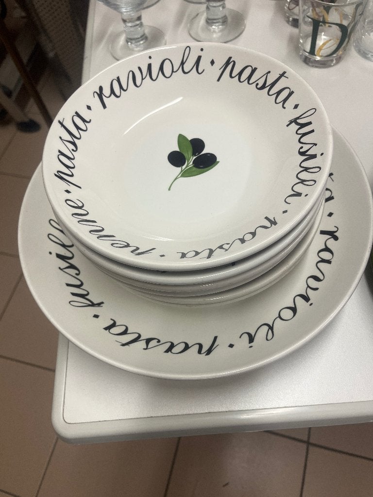 Pasta set: borden en schaal, Ophalen, Zo goed als nieuw, Bord(en)