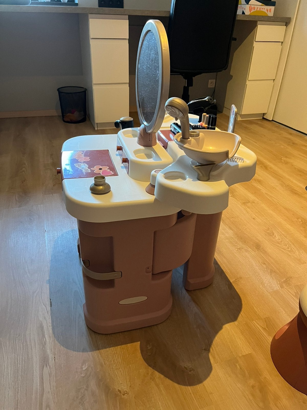 Make up tafel / schoonheidssalon winkel kinderen, Ophalen, Zo goed als nieuw