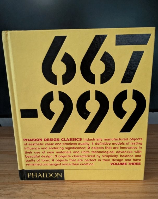 Phaidon Design Classics, Deel Drie: 667-999 Boek, Livres, Art & Culture | Photographie & Design, Enlèvement ou Envoi, Comme neuf