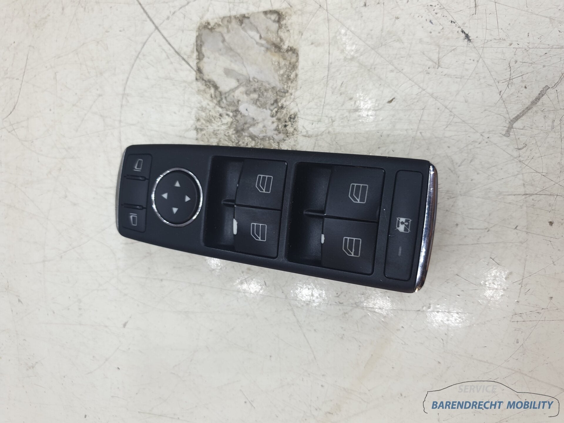 Mercedes C Klasse W204 S204 combischakelaar raamschakelaar A, Mercedes-Benz AG, Mercedes-Benz, Utilisé, Mercedesstrasse 120
70372  Stuttgart, DE