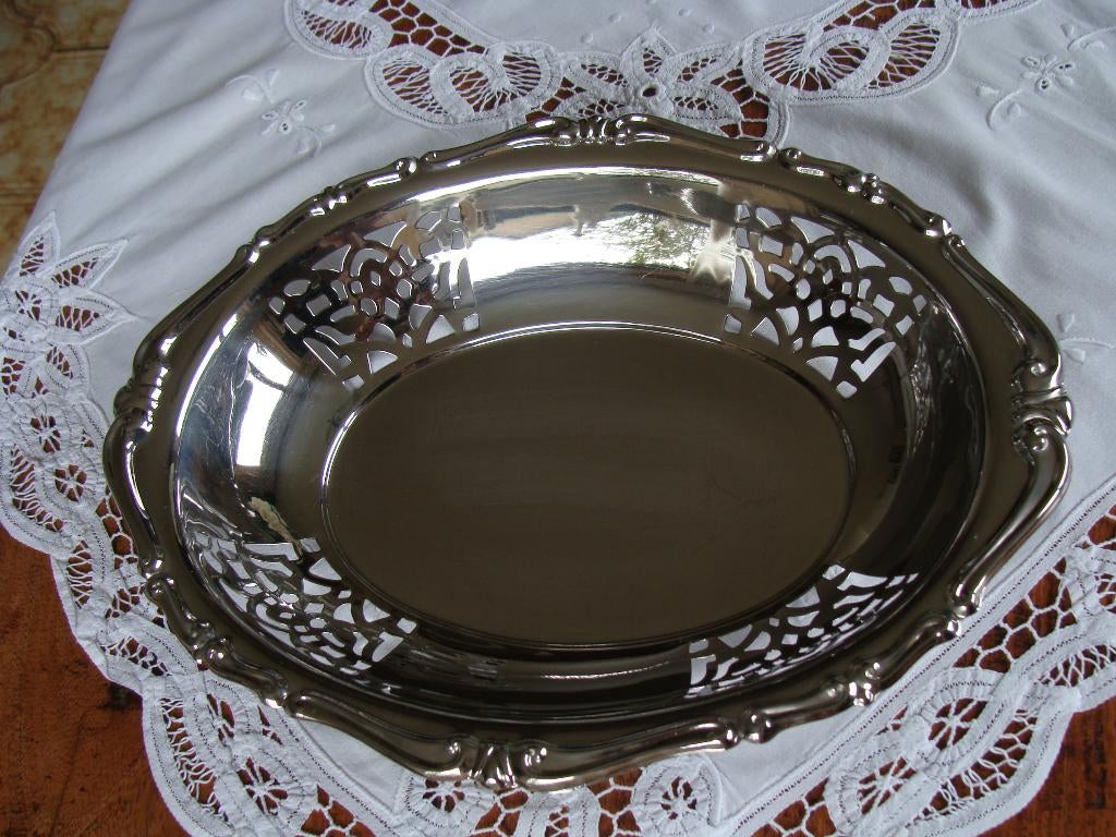 corbeille à pain en inox, poinçonnée18/8 Italie, vintage, Maison & Meubles, Comme neuf, Enlèvement, Panier, Autres matériaux