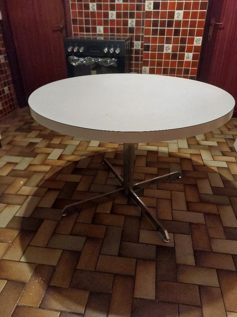 Ronde tafel, Huis en Inrichting, Ophalen, Kunststof, Rond, Zo goed als nieuw