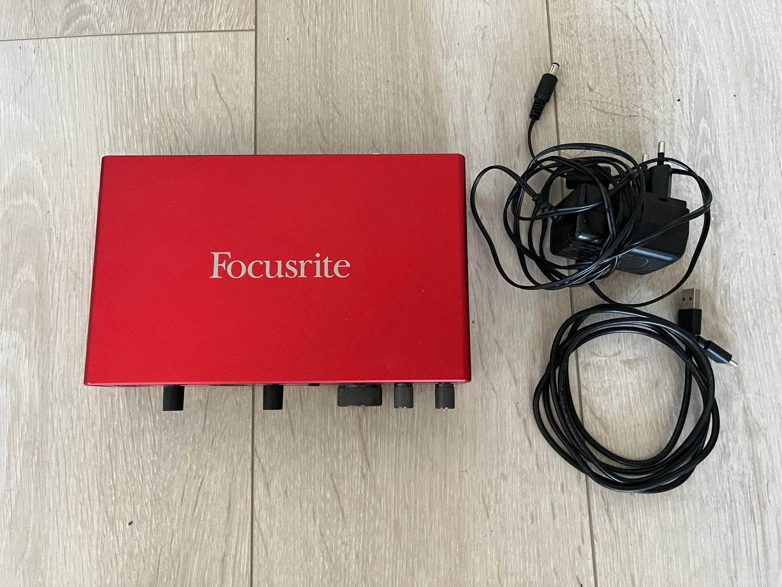 Focusrite 8i6 - Carte son usb - 2 sorties casques, Ophalen, Zo goed als nieuw
