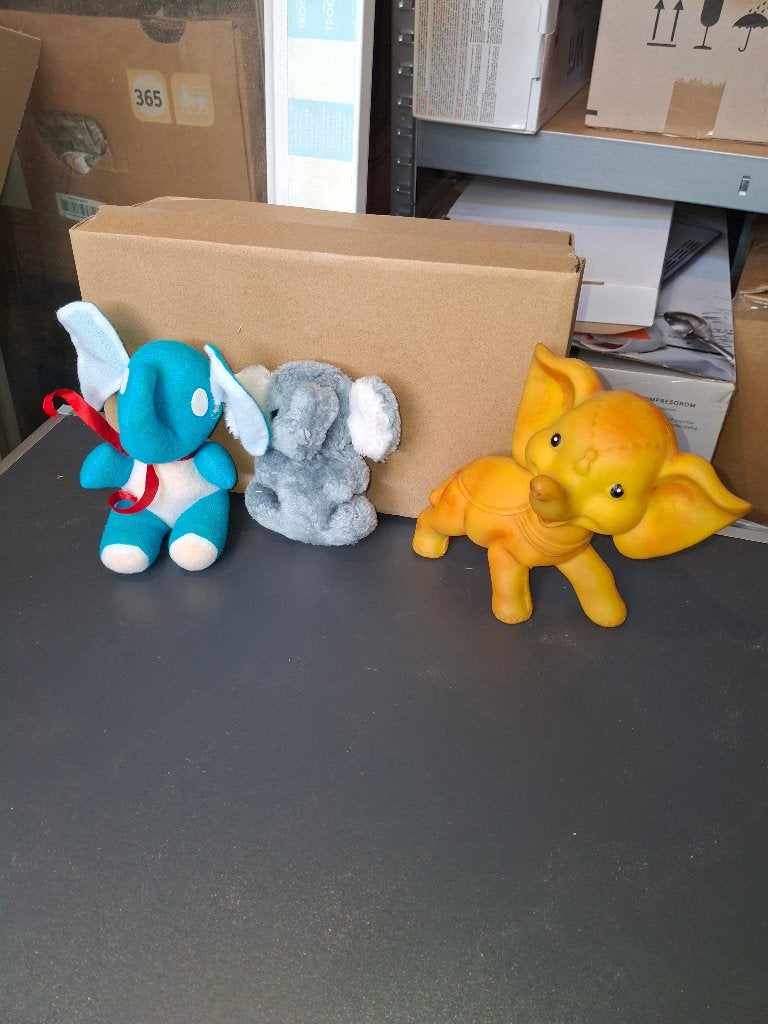 Peluches éléphants, Kinderen en Baby's, Ophalen of Verzenden, Gebruikt, Meerkleurig, Olifant