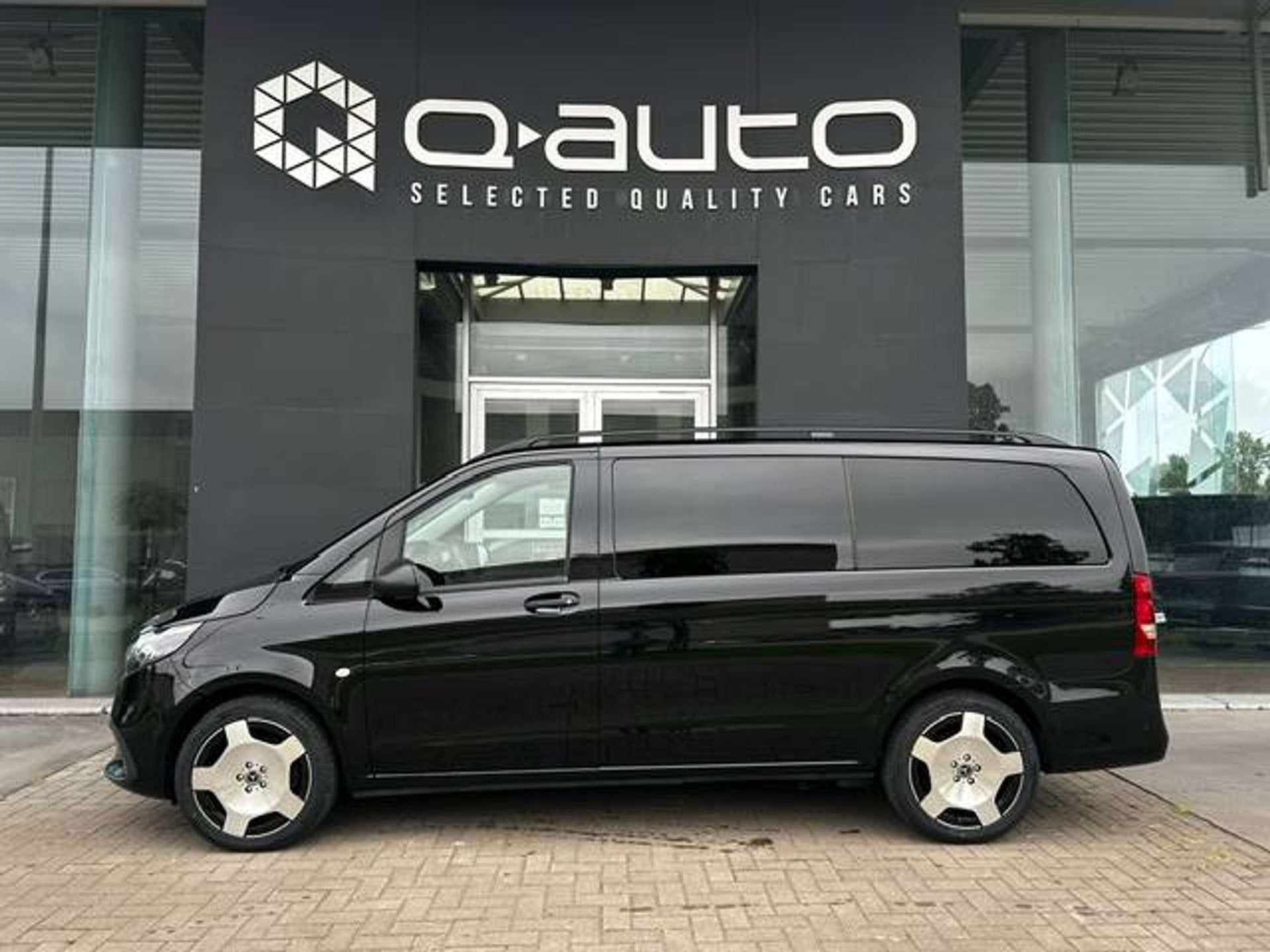 Mercedes-Benz Vito 116d L2 Dubbel Cabine Aut New Model 41.30, Automaat, 4 deurs, Stof, Gebruikt