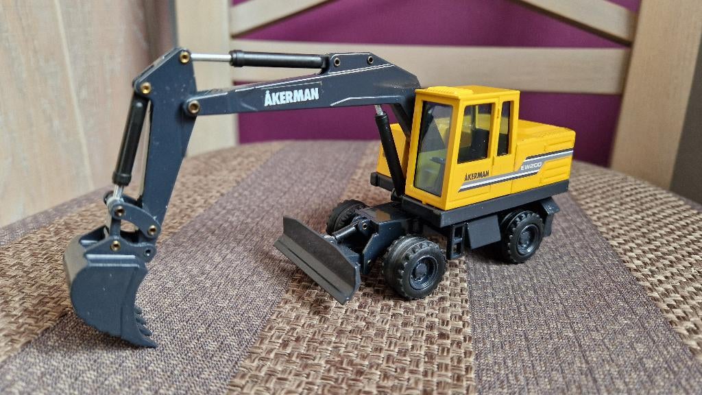 Joal 232 Akerman EW200 graafmachine, miniatuur 1:50, Verzenden, Zo goed als nieuw, Hijskraan, Tractor of Landbouw, Overige merken