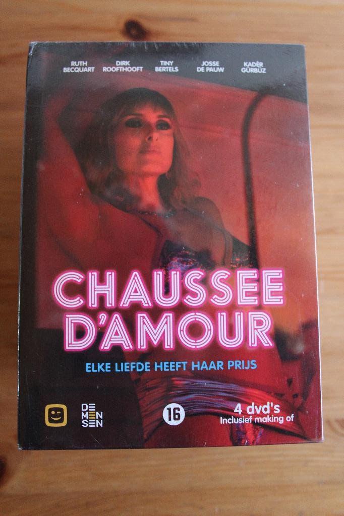 Chaussée d'amour   Vlaamse dramaserie        nieuw!, CD & DVD, DVD | TV & Séries télévisées, À partir de 16 ans, Enlèvement ou Envoi