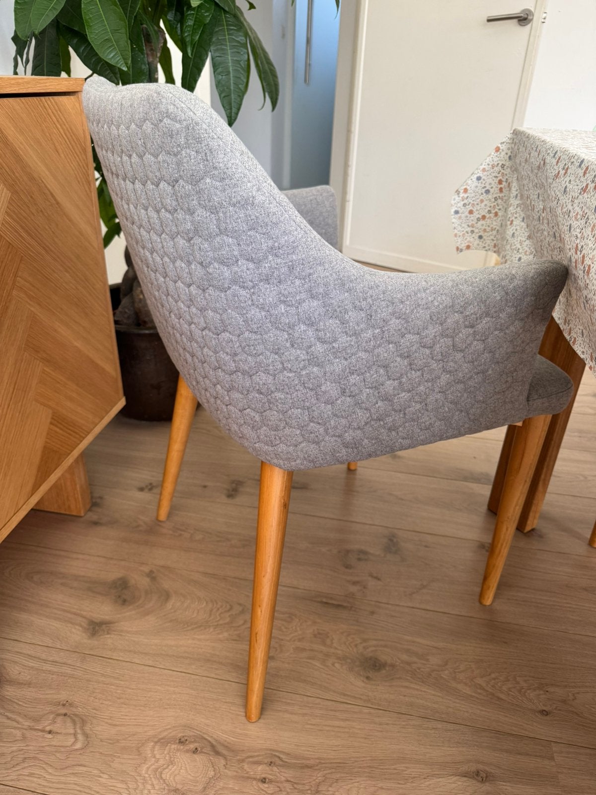 Grijze eetkamer stoel (6 stuks voorradig), Enlèvement, Comme neuf