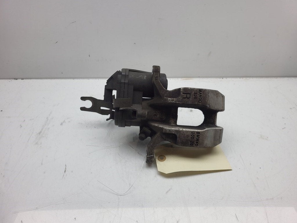 ETRIER DE FREIN ARRIÈRE DROIT BMW 3 serie Touring (G21), Utilisé, BMW